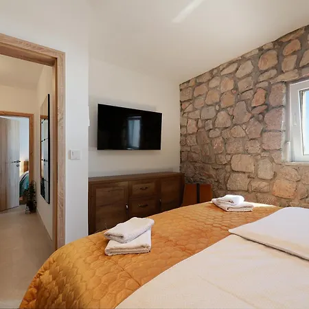 Stone With Open Sea Views And Pool, In The Heart Of Nature Park, The Sound Of Silence - By Traveler Tourist Agency Krk - Id 2681 Villa Kovacic
